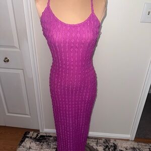 Vacation Ready!!! Backless form-fitting dress, crisscross back.